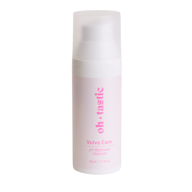 Oh Tastic Vulva Care Cleanser Reinigungs – 50ml Spender des Intimpflege-Reinigers auf neutralem Hintergrund.